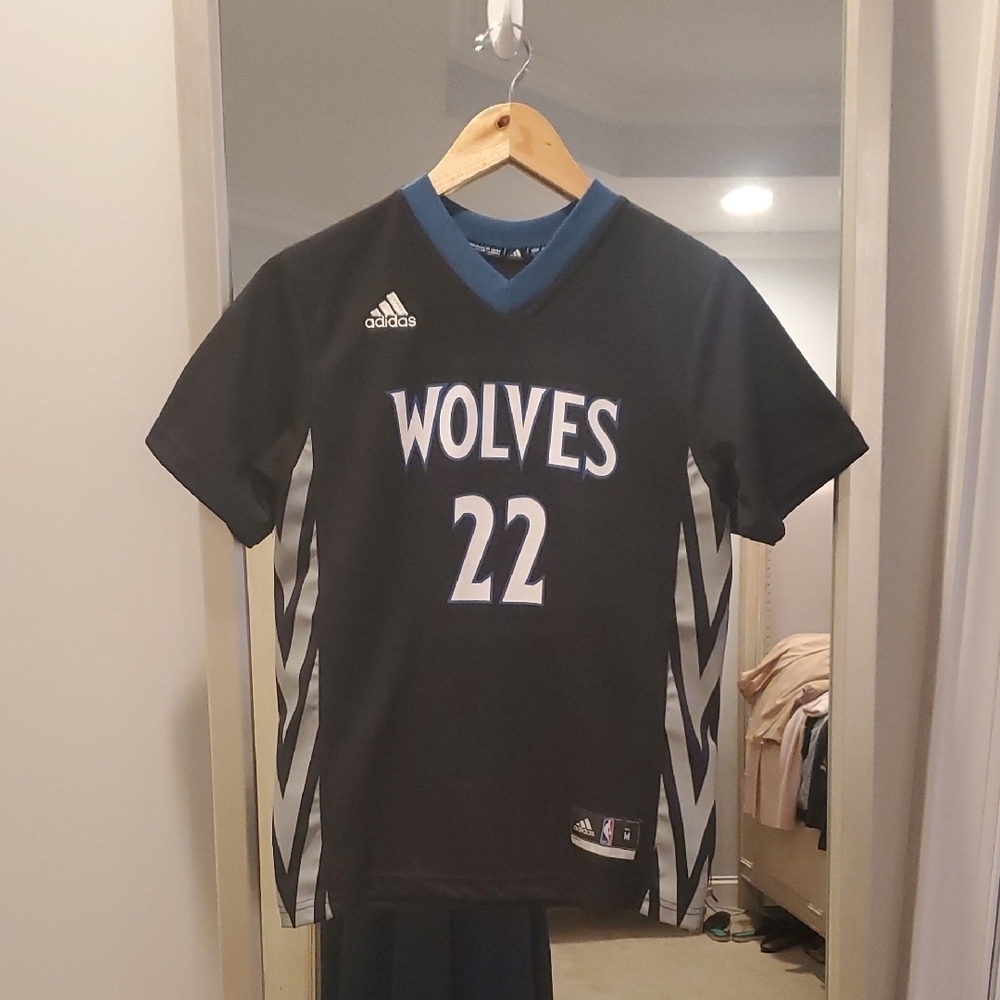 Adidas NBA Minnesota Timberwolves Wiggins 22 Size M Youth (25)